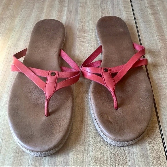 Leather UGG Annice Coral Pink Flip Flops size 8. - Picture 1 of 10